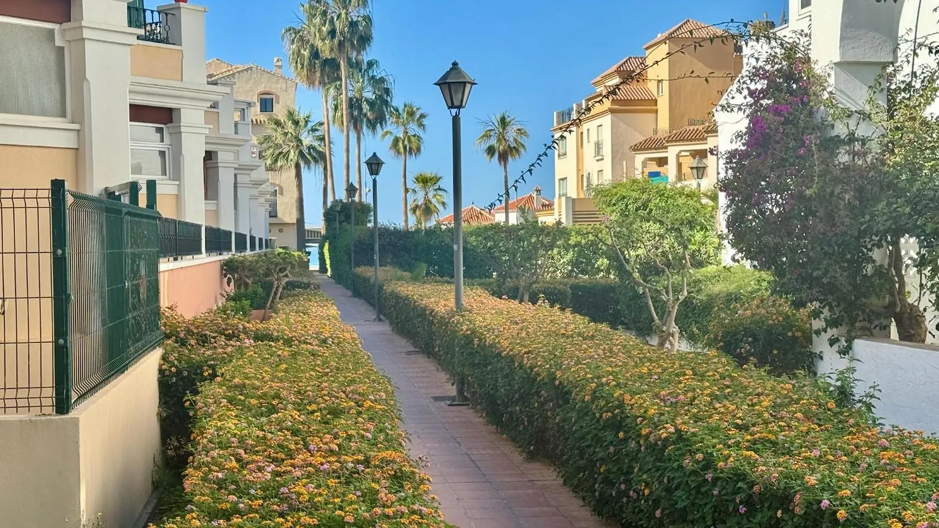 Strandnaera Boende I Torrox Costa Apartment